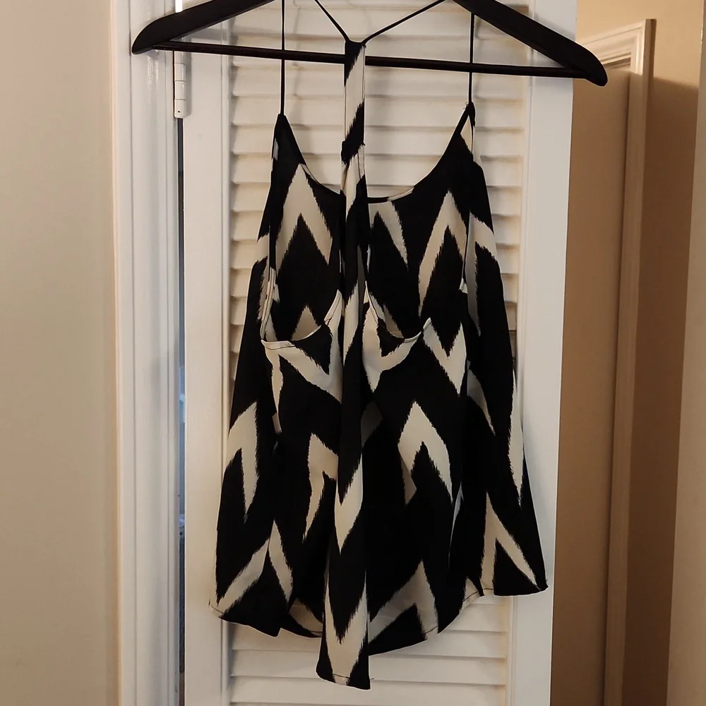 H&M Racerback cami top - Picture 2 of 5